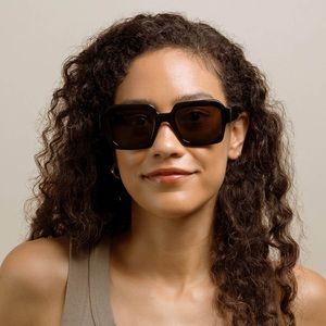 Raen Mystiq Large Square Sunglasses – Black